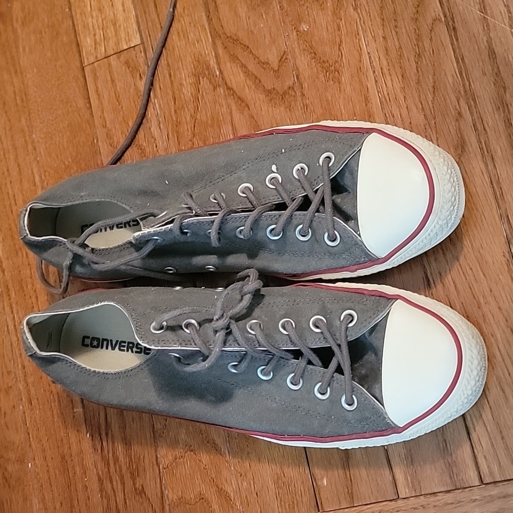 Mens Converse all stars size 12